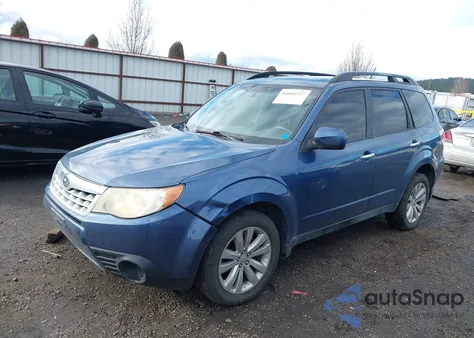 2011 Subaru Forester 2.5X Premium z USA, uszkodzony, nr VIN JF2SHADCXBH734582